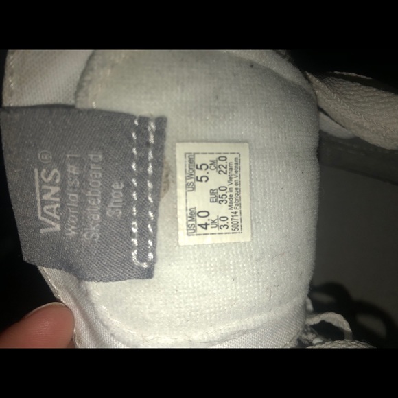 Vans - Picture 8 of 9